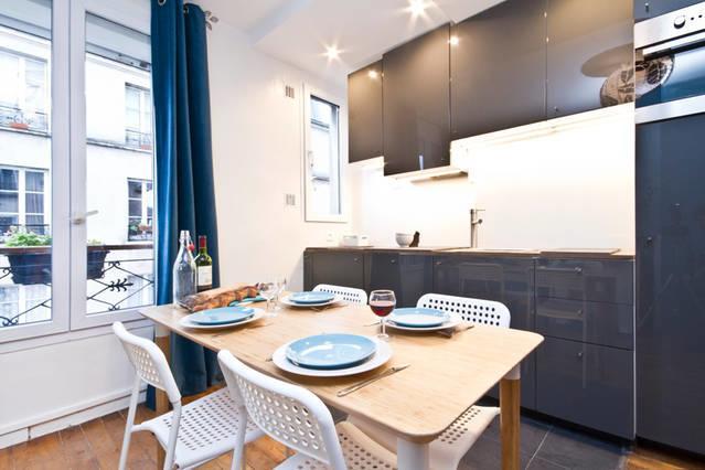 Bright And Newly Renovated Apartment, Hip Canal Saint-Martin Area, Central Paris Exterior foto